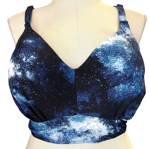 New‎ Torrid 5 (5X) Bra Cup DD/F Galaxy Wireless Padded Racerback Bikini Swim Top - Picture 1 of 3